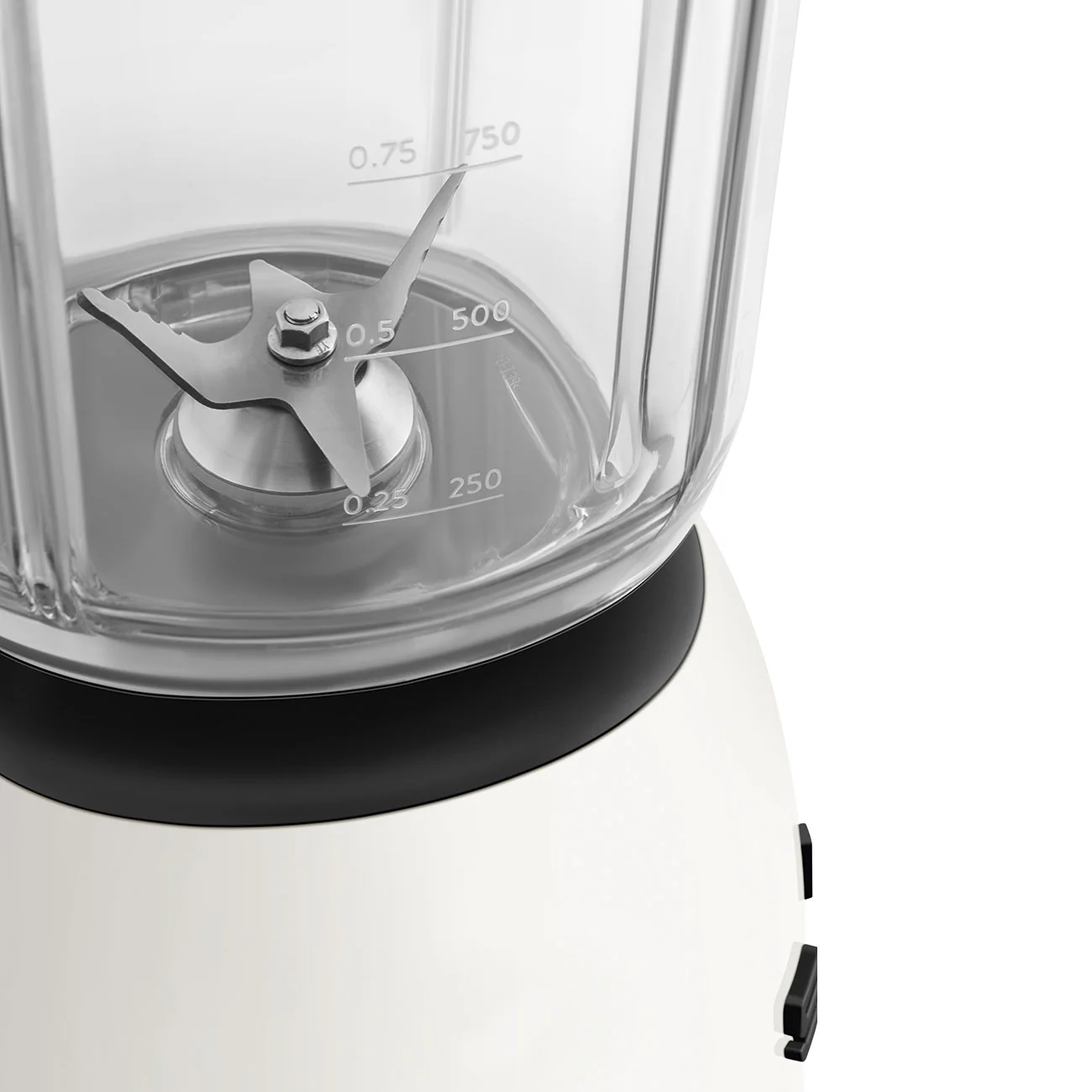 Porsche x SMEG Blender - Carrara White (BLF03PCWAU) - Image 5