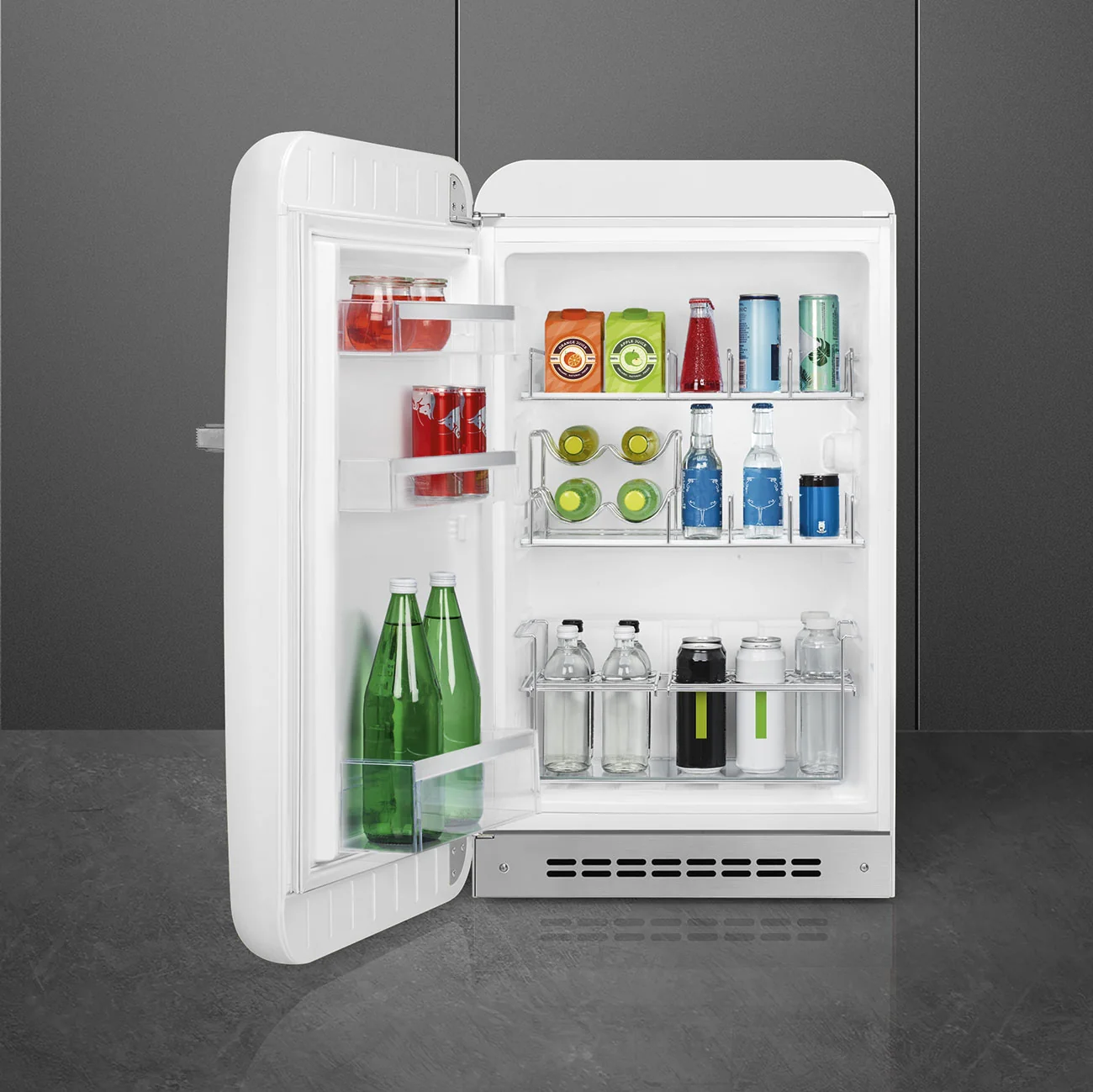 FAB10 50's Style 135L Retro Refrigerator Left Hand Hinge - White (FAB10HLWH5) - Image 5