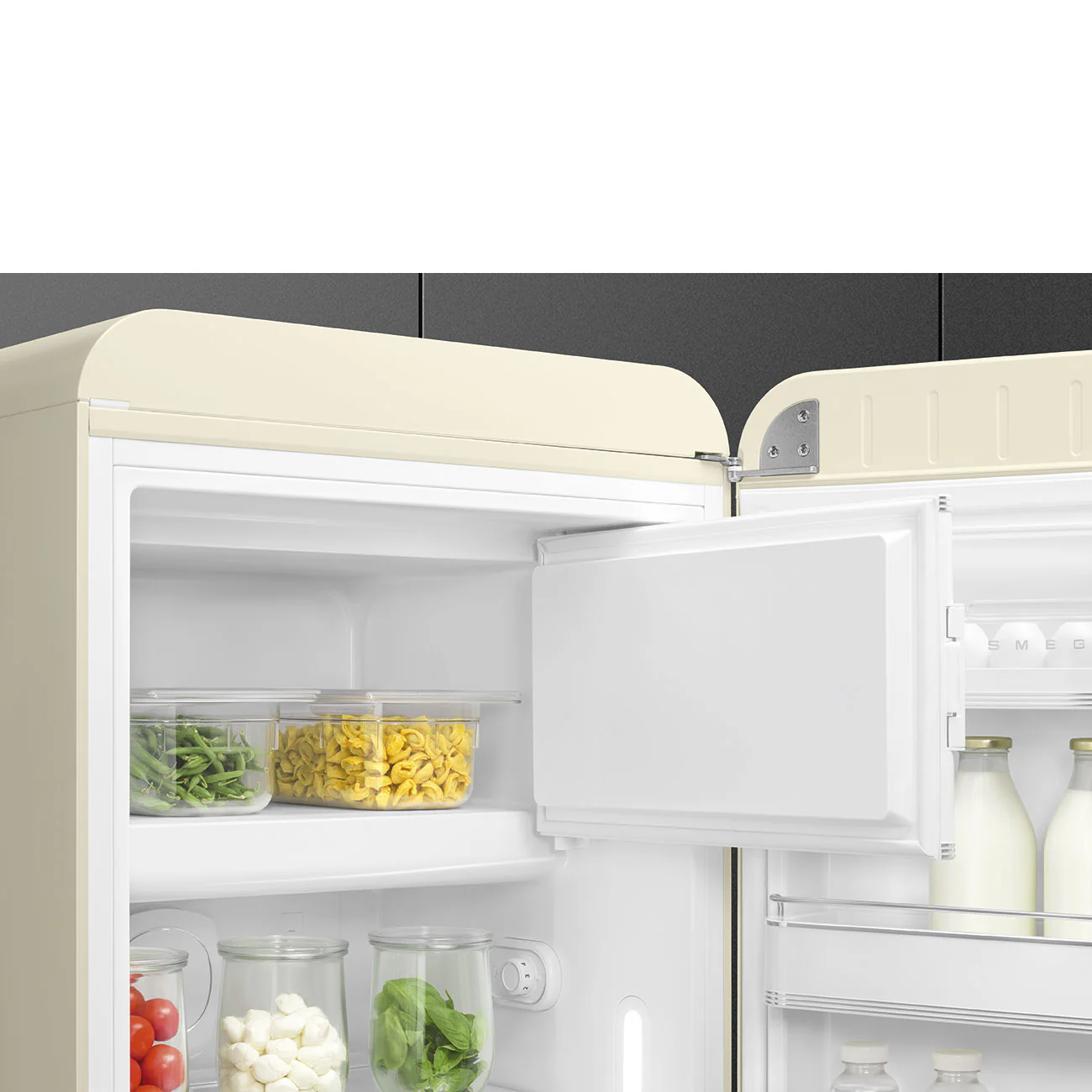 FAB28 50s Style 270L Retro Refrigerator Right Hand Hinge - Cream (FAB28RCR6AU) - Image 6