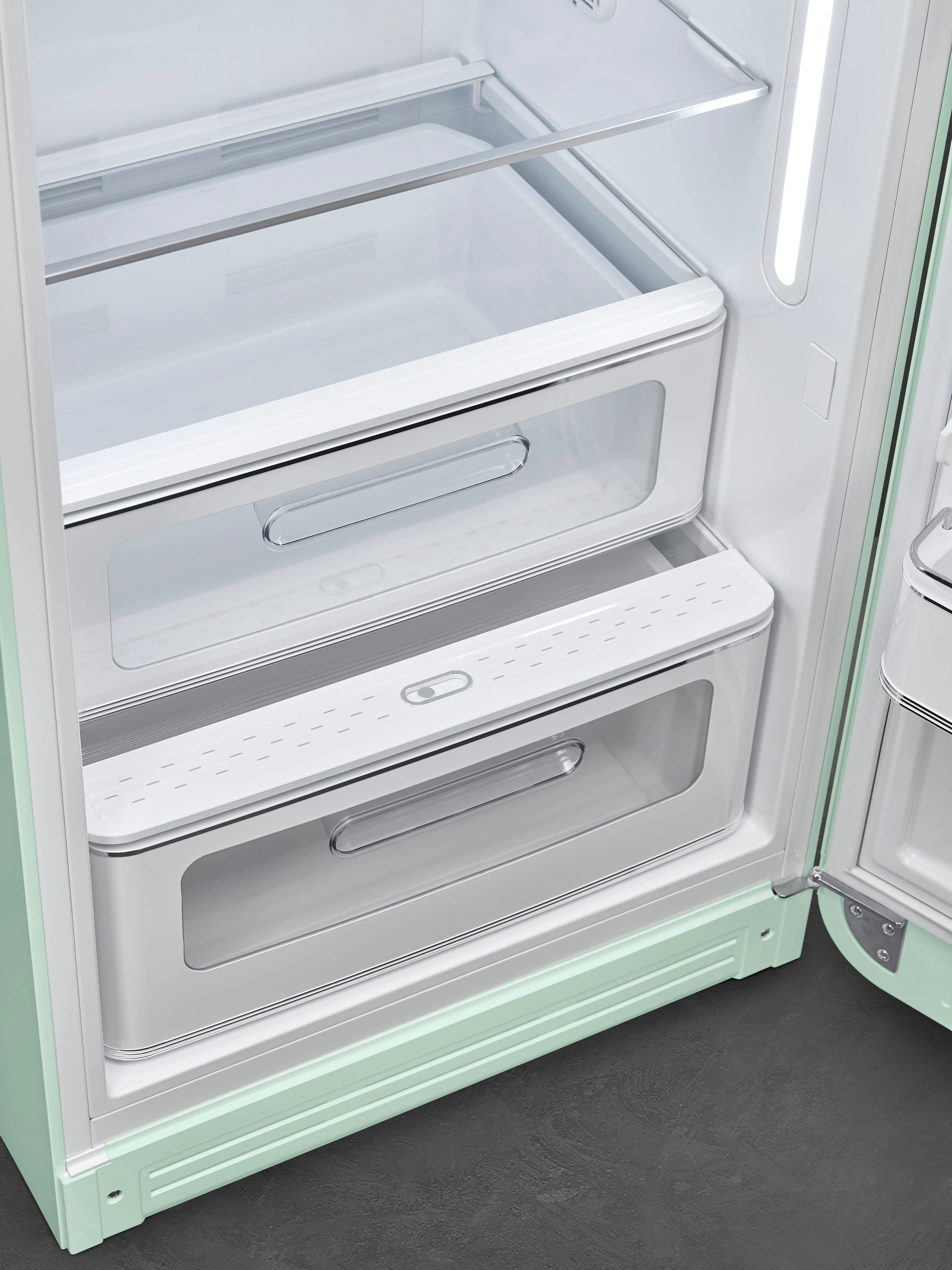 FAB28 50's Style 270L Retro Refrigerator Right Hand Hinge - Pastel Green (FAB28RPG5AU) - Image 4