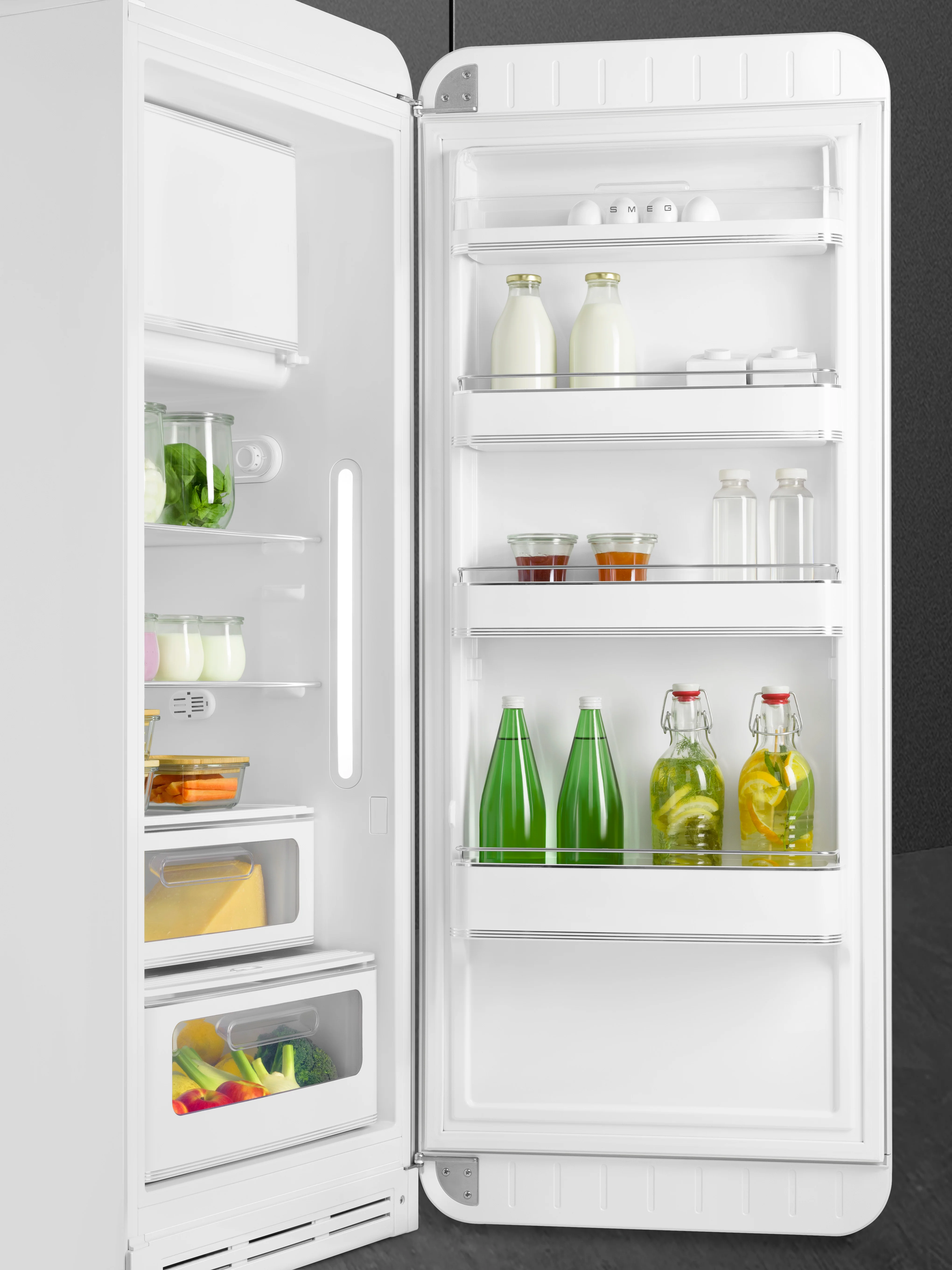 FAB28 50's Style 270L Retro Refrigerator Right Hand Hinge - White (FAB28RWH5AU) - Image 9